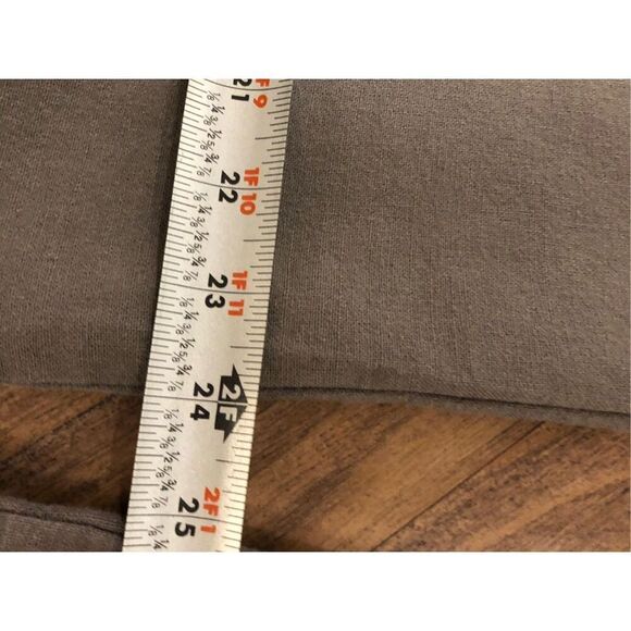 2 22” x 24” Pillow Covers Grey with Red Embroidered Flower Sunburst Full Zip Was - Picture 16 of 16